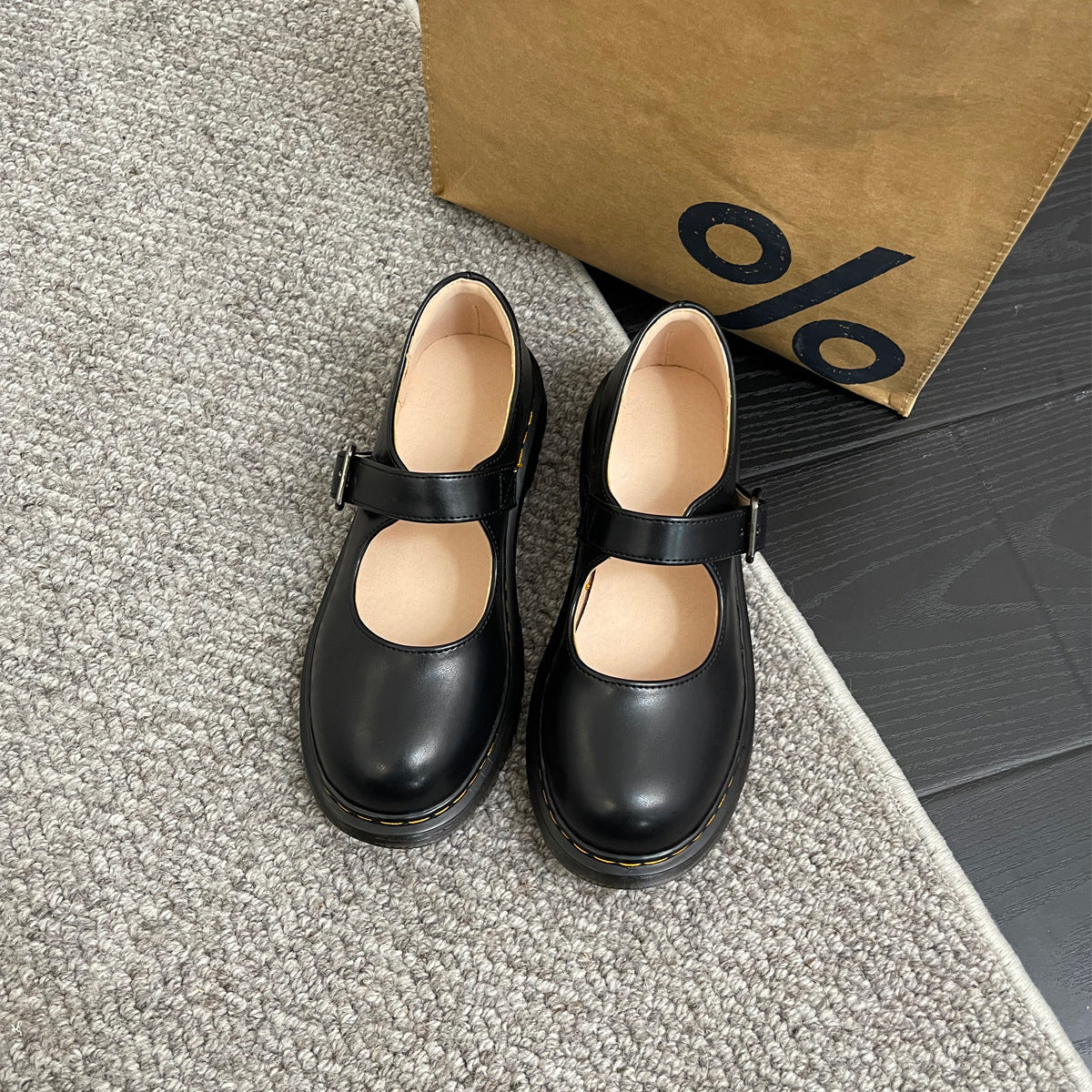 Esme – Retro Kengät Vegaanisesta Nahasta - EmiyoSuomi