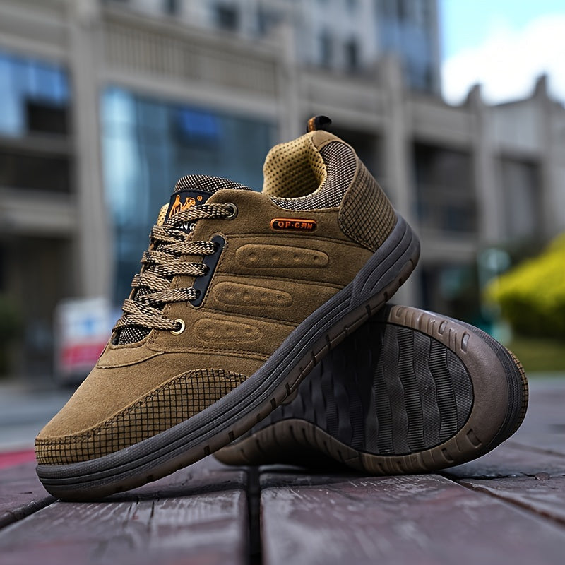 내구성 좋은 남성용 등산화 - 끈 있음