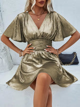 Fayruz - Minimekko V-pääntiellä - Volangihihnat-Mekot-EmiyoSuomi