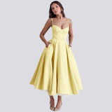 Korsettimainen midimekko - Naisellinen kukkainen malli-Mekot-EmiyoSuomi