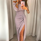 Ilta-asu – elegantti kiiltävä mekko halkiolla