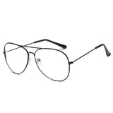 Kesäiset pilottilasien herrat – Keveät, tyylikkäät aurinkolasit vivano-warszawa