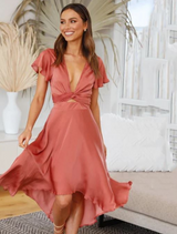 Kesäinen Kietaisumekko Halkiolla - Tyylikäs ja Mukava-Mekot-EmiyoSuomi