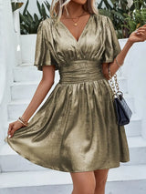 Fayruz - Minimekko V-pääntiellä - Volangihihnat-Mekot-EmiyoSuomi