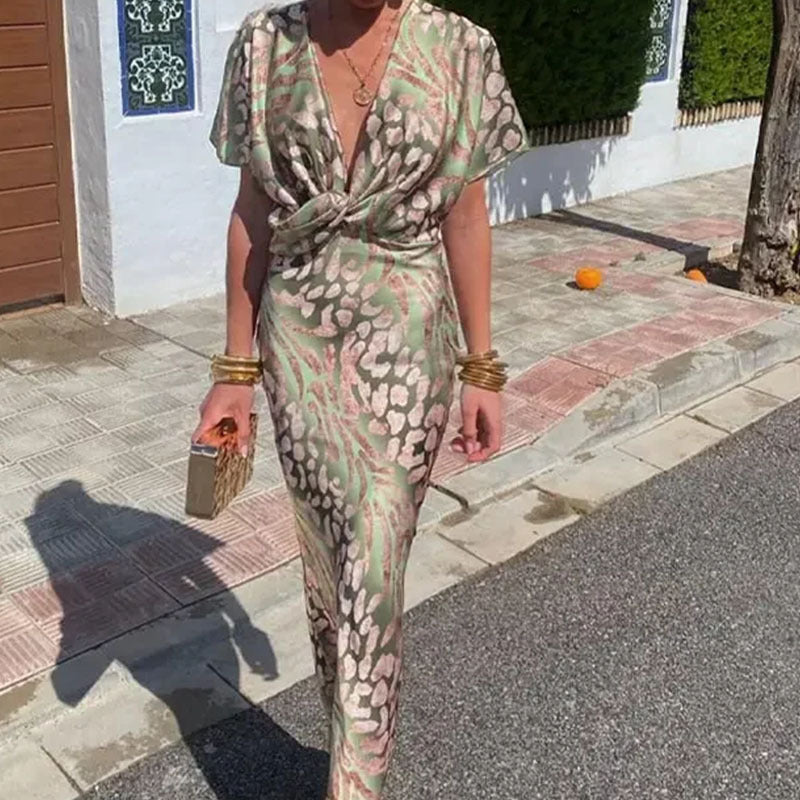 Sophie - Midimekko Käänteellä - Tyylikäs Printti-Mekot-EmiyoSuomi