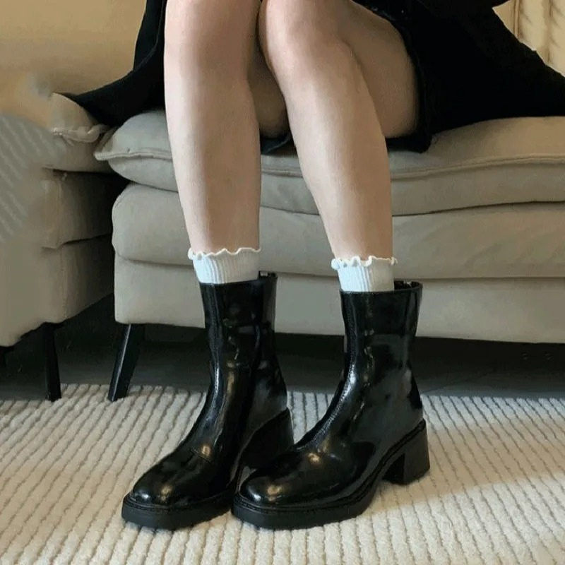 Naisten nilkkurit - Neliönmuotoinen kärki - Loivakorko - EmiyoSuomi