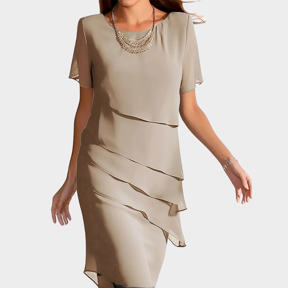 Midi-mekko kerroksilla - Tyylikäs naisille - Muoti 2023-Mekot-EmiyoSuomi