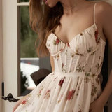 Annabelle - Ajaton eleganssi - Naisten mekko-Mekot-EmiyoSuomi