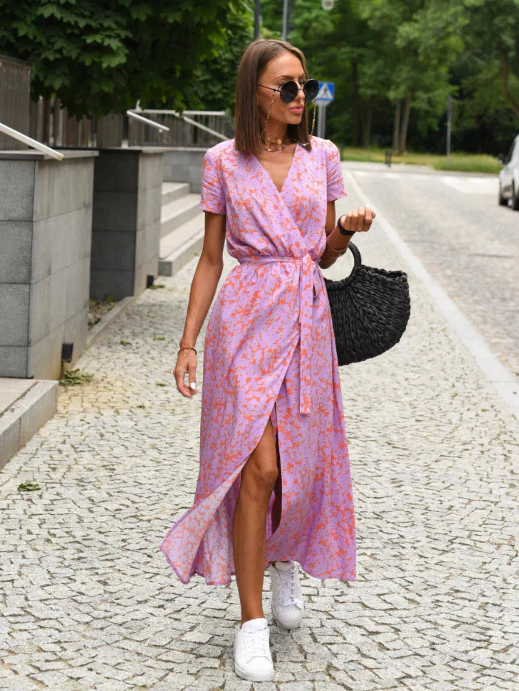 Linda - Mukava Mekko - Eleganssia ja mukavuutta-Mekot-EmiyoSuomi