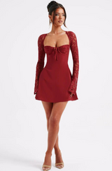 Paloma – Elegantti lyhyt mekko – Tyylikäs-Mekot-EmiyoSuomi