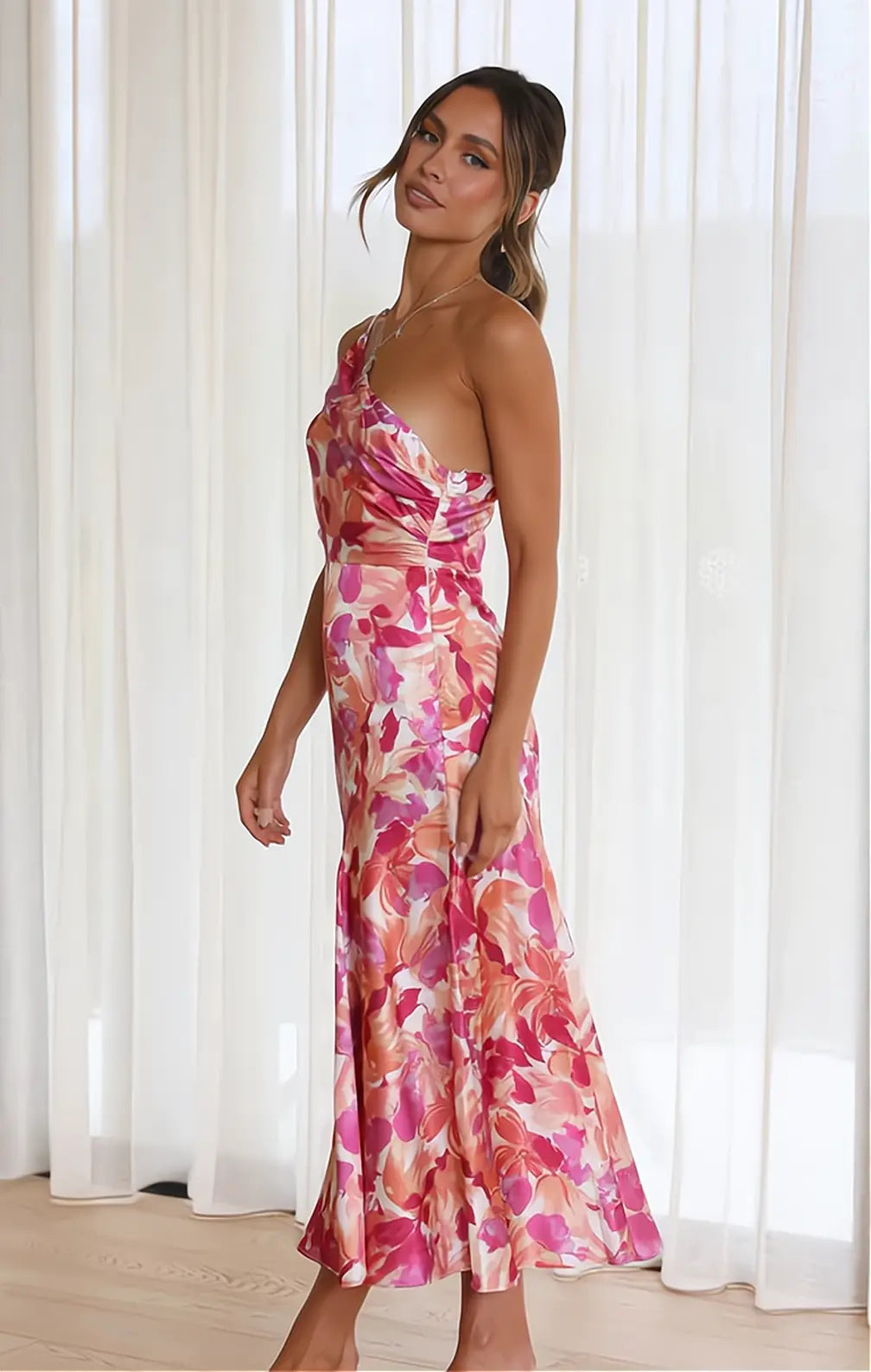 Helena Olkaimeton Kesämekko - Tyylikäs ja Elegantti vivano-warszawa