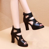 Naisten korkokorkoiset sandaalit – peep toe, loivakorko, nilkkaremmi-Sandaalit-EmiyoSuomi