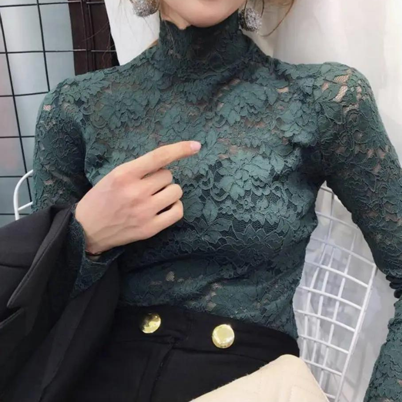 Noa - Elegantti kukallinen - Pitkäkauluksinen naisten paita