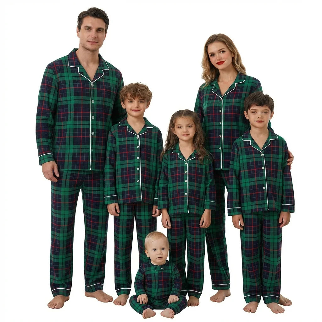 Ruudullinen joulupyjama perhe 2-osainen paita ja housut aikuiset ja lapset