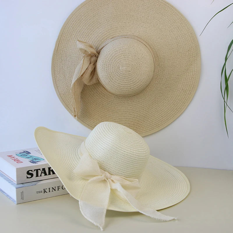 Tyylikäs Panama-hattu naisille, jossa on nauha vivano-warszawa