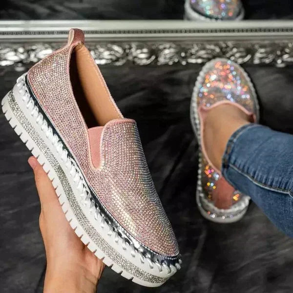 Tyylikkäät Slip-On-kengät naisille | Amara-Sandaalit-EmiyoSuomi