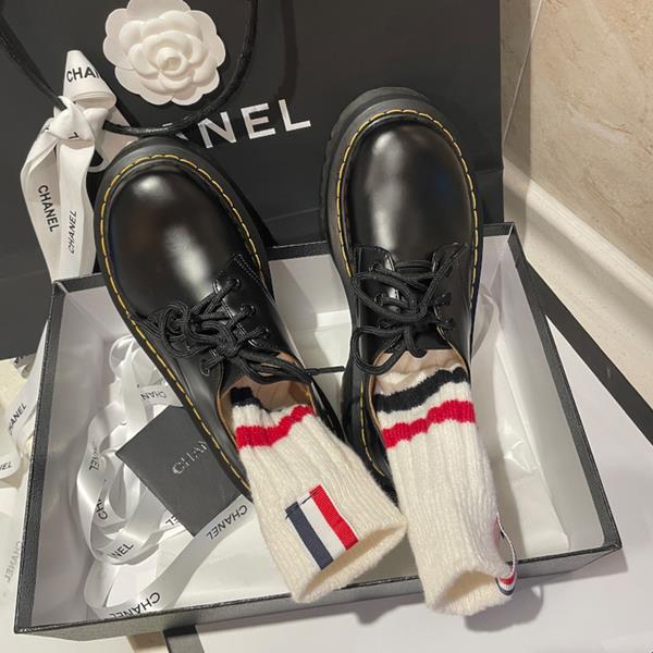 Alustat - Musta Plateau-Oxfords - Tyylikäs & mukava-kengät-EmiyoSuomi