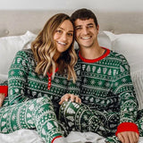 Joulupyjama perheelle 2 osainen setti jouluisella all-over-kuosilla