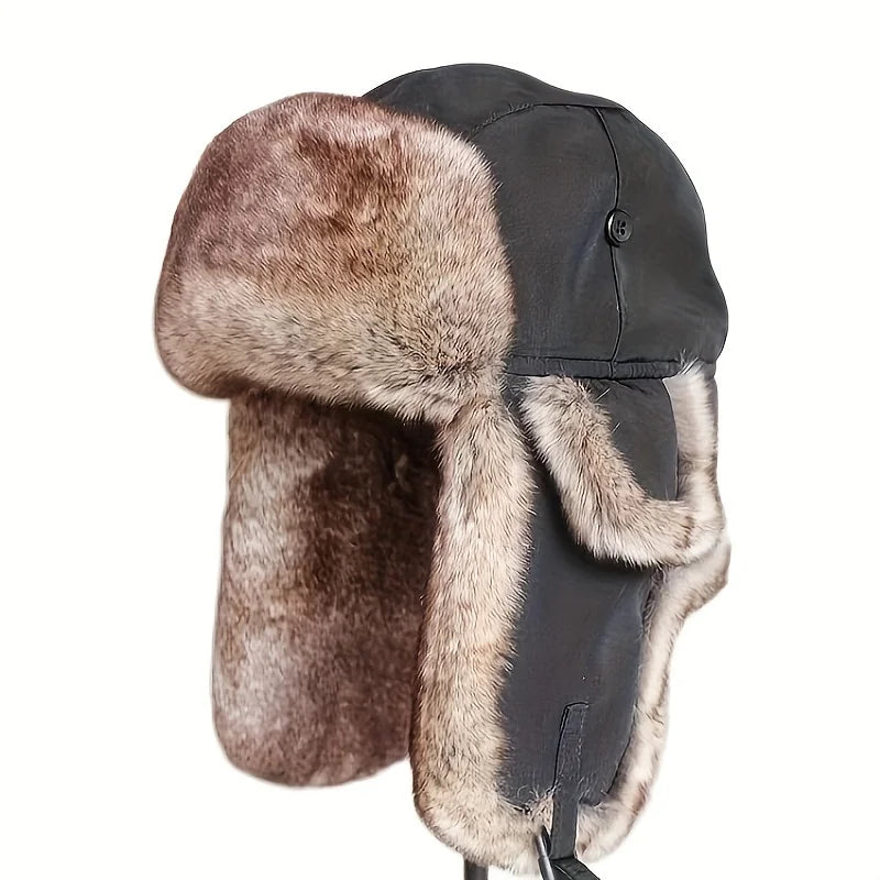 Trapper pipo tekoturkis korvaläpillä ja säädettävällä soljella
