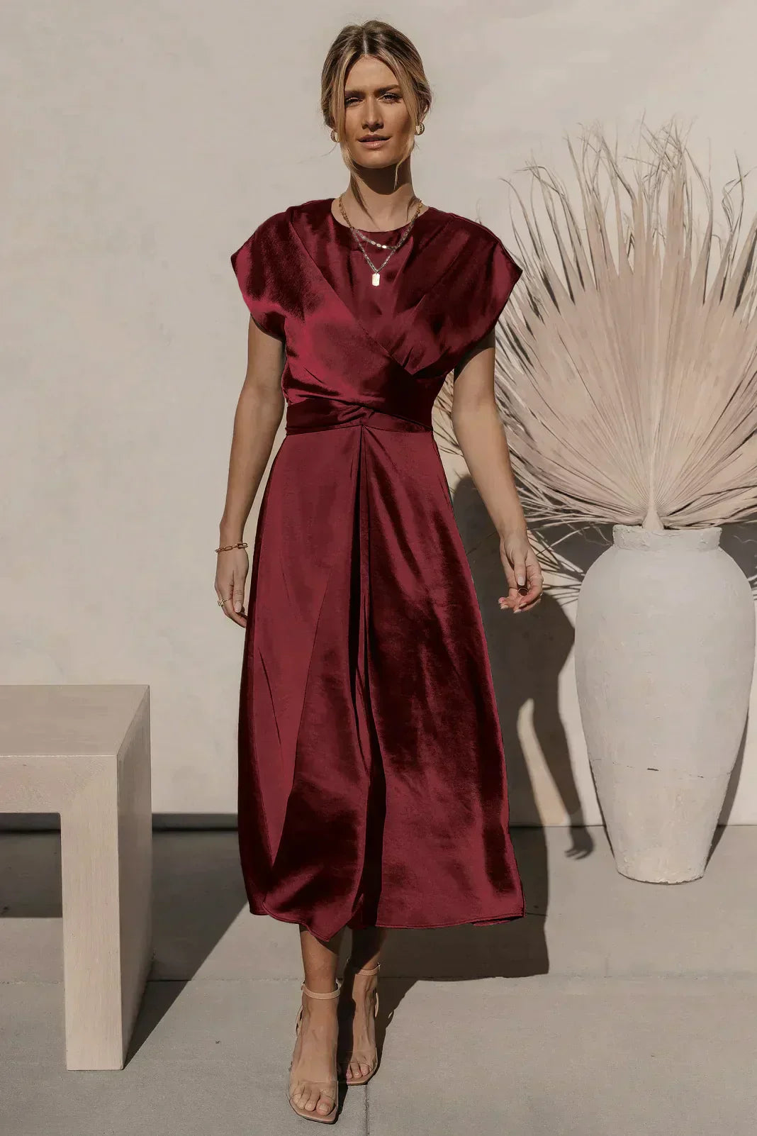 Evangeline - Robe satin élégante - Mode femme-Mekot-EmiyoSuomi