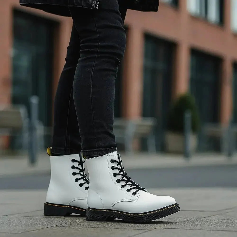 Naisten Kimalteilla Varustetut Saappaat – Rajoitettu Painos