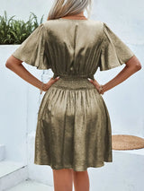 Fayruz - Minimekko V-pääntiellä - Volangihihnat-Mekot-EmiyoSuomi