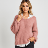 Elegantti neuletakki - Tyylikkäät yksityiskohdat - Uniikki detalji - EmiyoSuomi - Neuleet