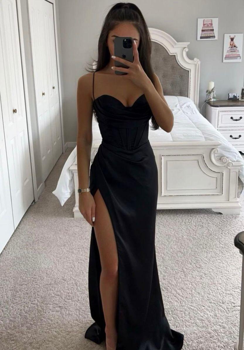 Tiffany - Samettinen Ilta-asu - Eleganssia ja mukavuutta-Mekot-EmiyoSuomi