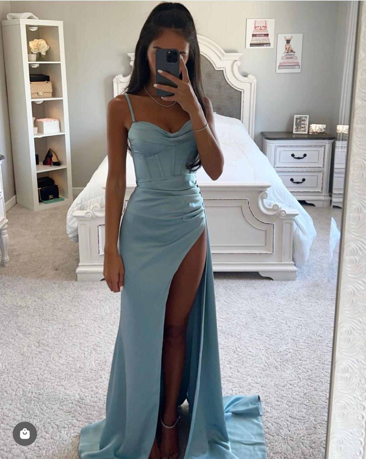 Tiffany - Samettinen Ilta-asu - Eleganssia ja mukavuutta-Mekot-EmiyoSuomi