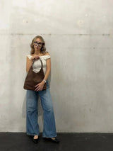 Liana - Pehmeä mokkannahkainen olkalaukku - EmiyoSuomi - Käsilaukku