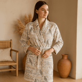 VelvetMorn – Pehmeä Luksuspyjama Puuvillasekoitteesta Rentouttaviin Hetkiin - EmiyoSuomi - Kylpytakit