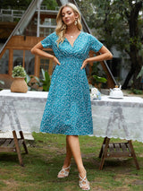 Euni | Rento kukkakuvioinen mekko-Clothing-EmiyoSuomi