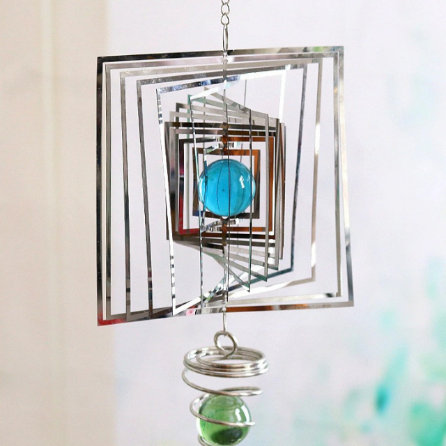 Wind | 3D-pyörivä metallinen tuulikello-EmiyoSuomi