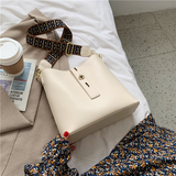 Mikaela NAISTEN OLKALAUKKU-EmiyoSuomi