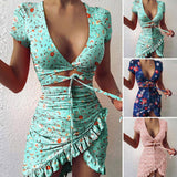 Calista | V-kaula-aukkoinen kukkakuvioinen setti-Clothing-EmiyoSuomi