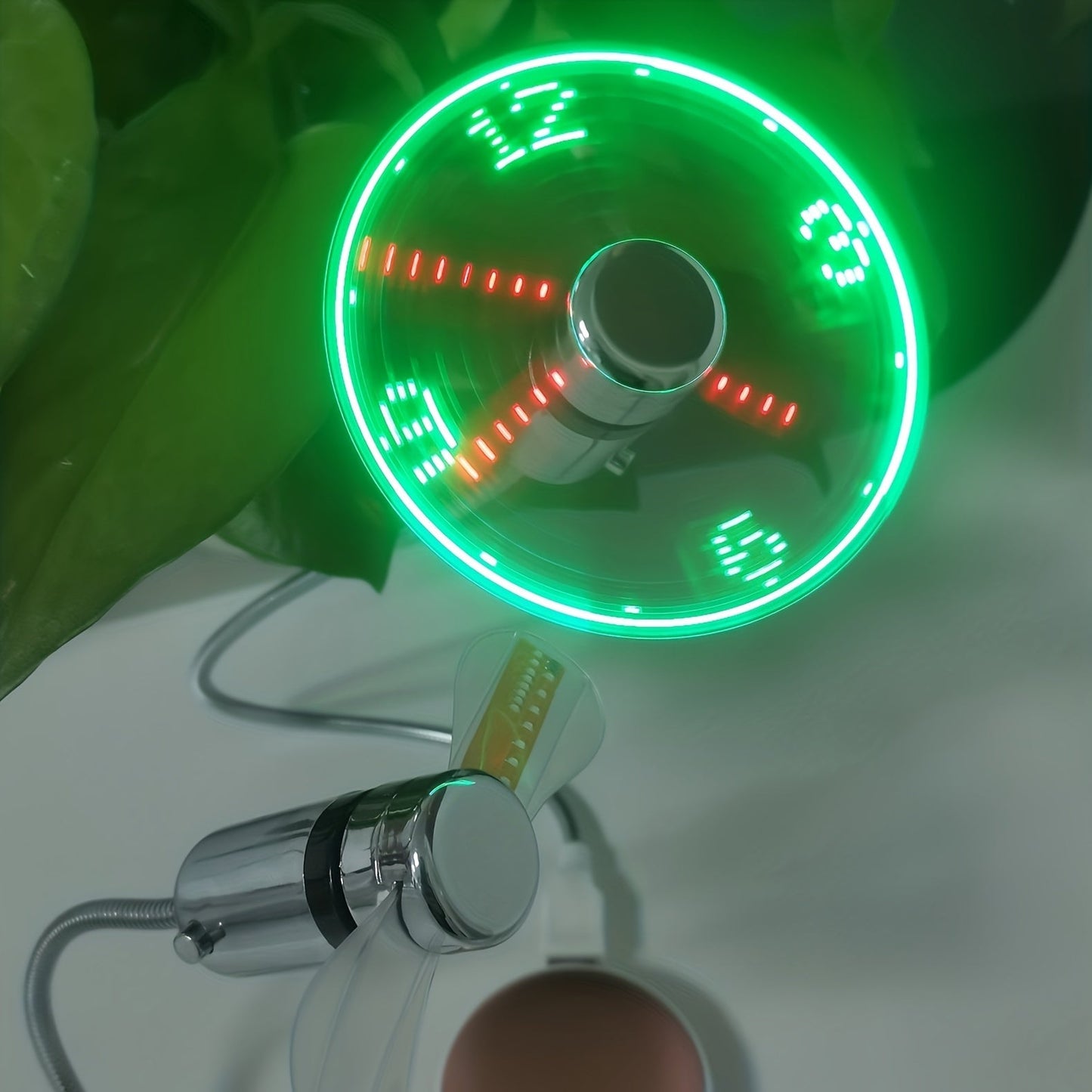 USB-pöytätuulettimen LED-kellonäyttö-jäähdytys-EmiyoSuomi