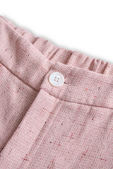 Naisten puku painetetuilla napeilla, löysä leikkaus, pehmeä pinkki