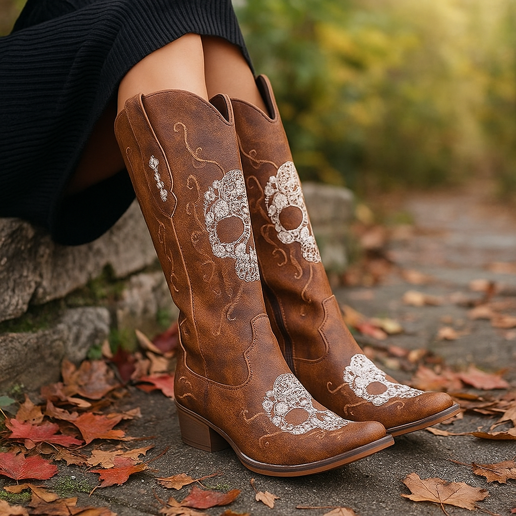Dames Cowboylaarzen – Geborduurde Schedel – Dikke Hak – Puntige Neus
