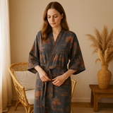 SilvaLoom – Luonnollinen ja Tyylikäs Kimono Kylpytakki Ajattomalla Boho-Muotoilulla