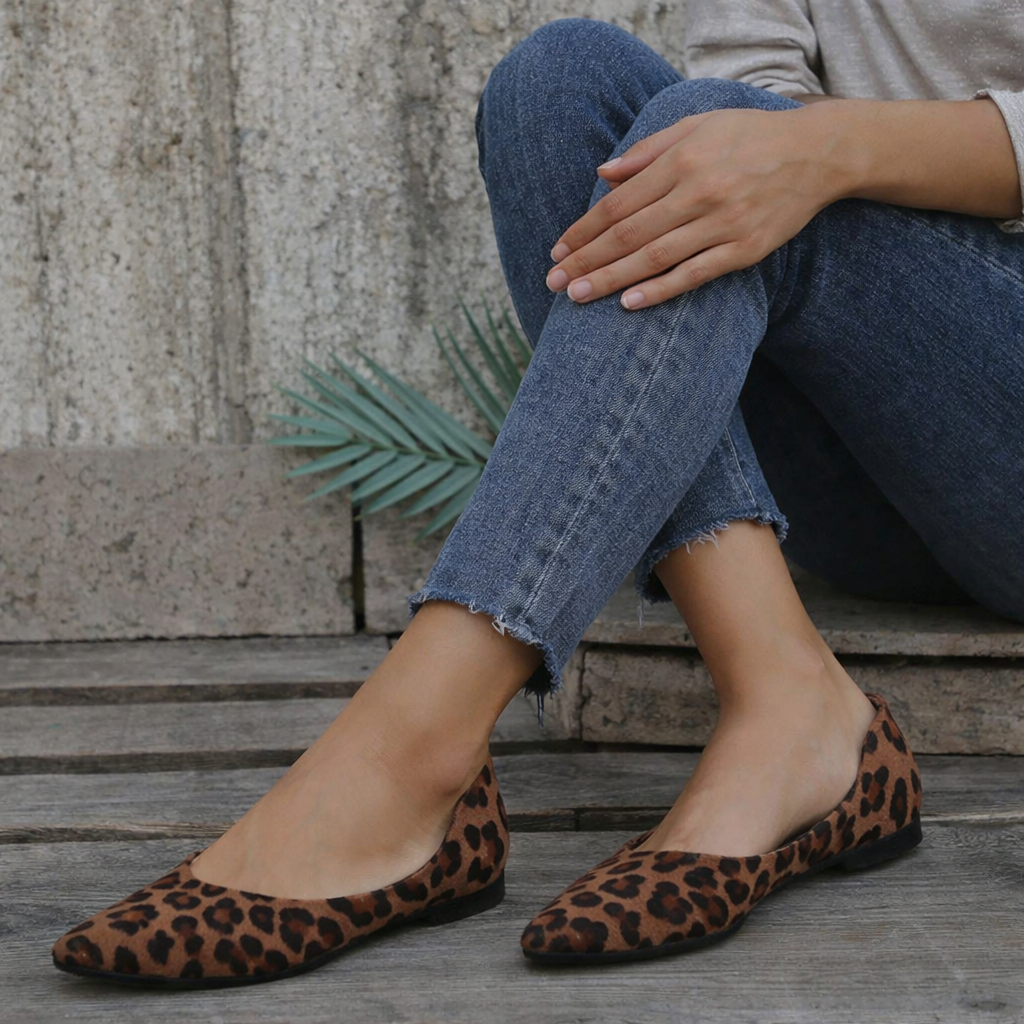 Naisten balettikengät | Leopardinprintti | Elegantti slip-on-tyyli