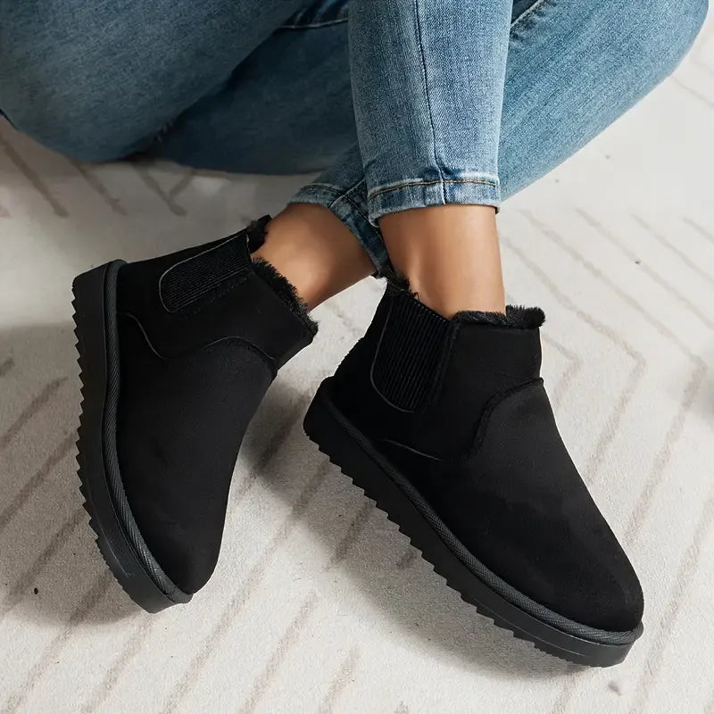 Naisten vuoritetut nilkkurit slip-on elastisilla sivuosilla
