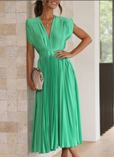 Cléophée - Elegantti ja hienostunut pitkä mekko-Mekot-EmiyoSuomi