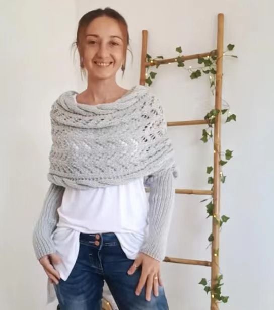 Naisten neulottu talvihuivi kaksoisholkilla, 260 cm pitkä