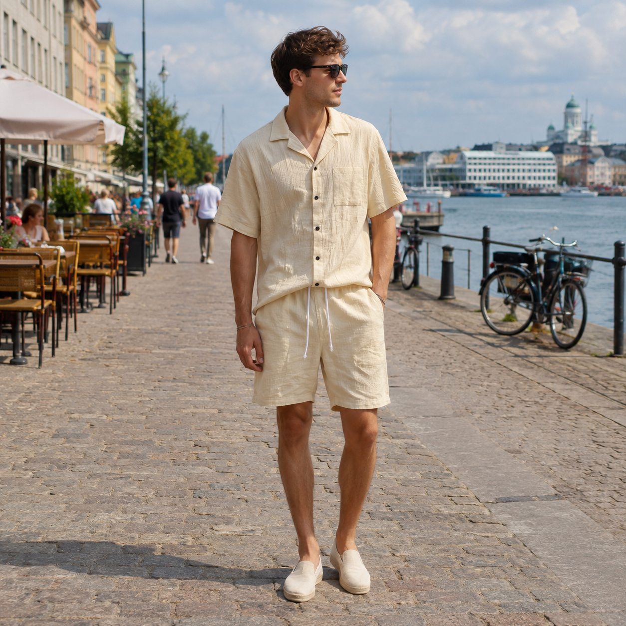 Kortærmet sommeroutfit til mænd med knapper – afslappet sæt i 2 dele