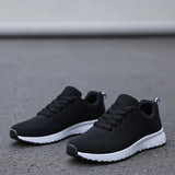 Naisten sneakerit kevyet hengittävät päivittäiskäyttö