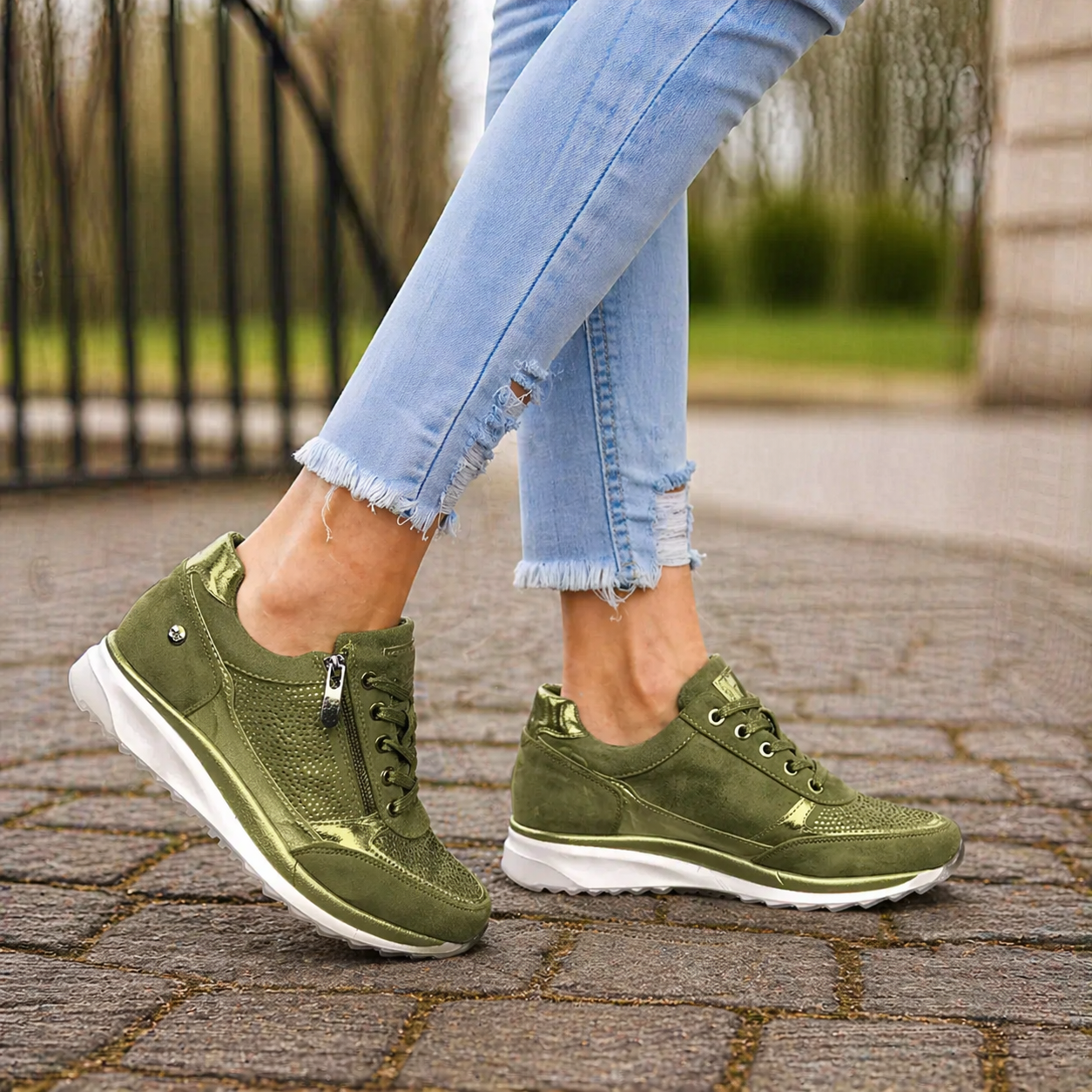 Naisten Sneakers - Mukavat & Glamouriset - Urheilulliset