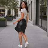 Naisten Midi-hame | Musta, Minimalistinen | Elegantti muotoilu