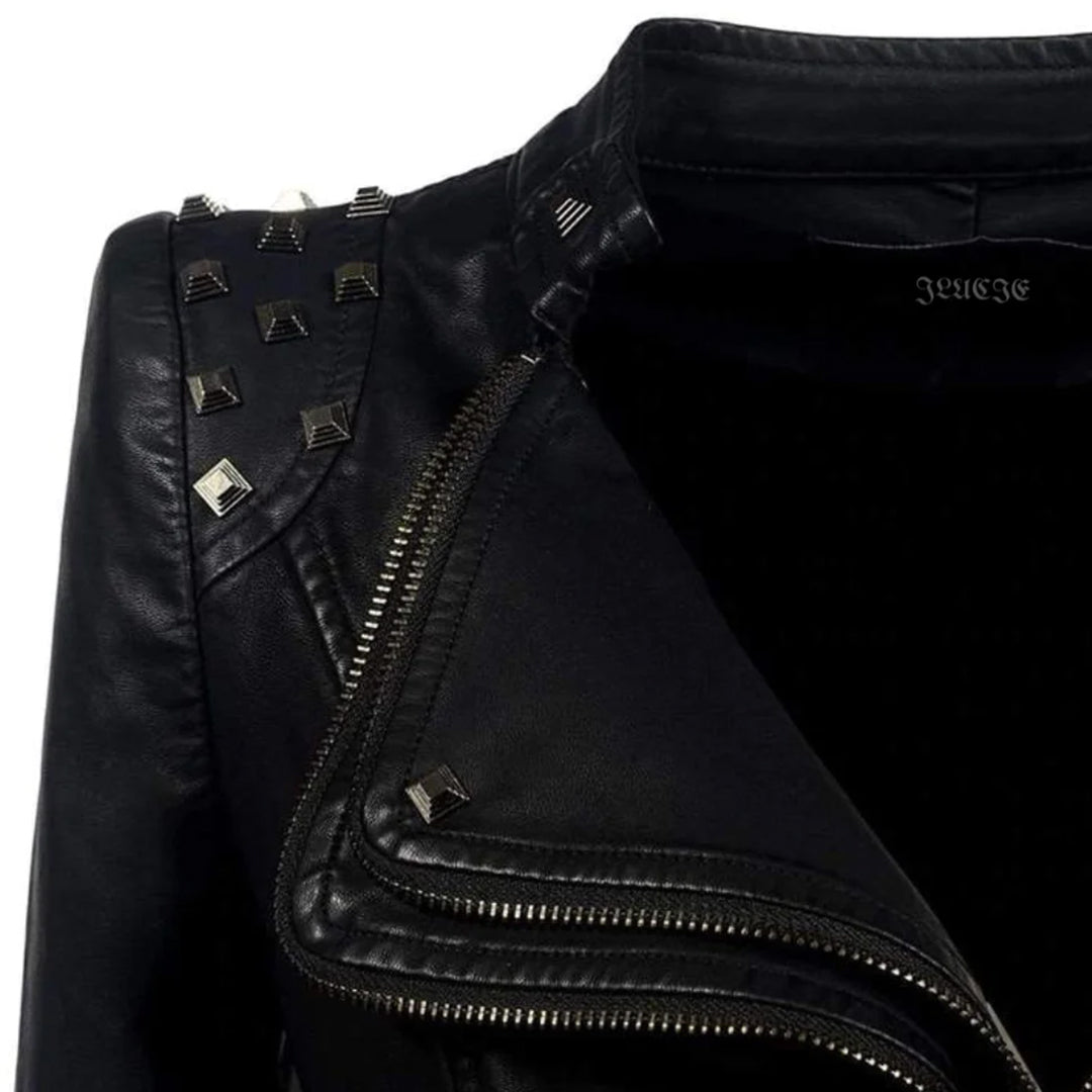 Naisten Nahkatakki - Fitted Biker - Niittikaulus & Hihansuut - Vetoketjuyksityiskohdat