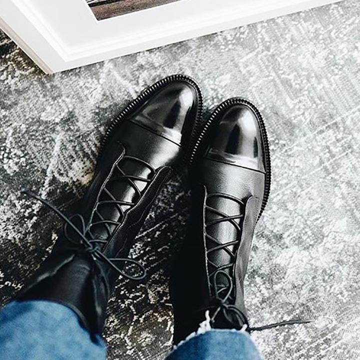 Naisten korkokengät nilkkasaappaat slim heel musta ja ruskea