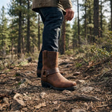 Miesten cowboy-saappaat länsimaisella tyylillä niittivyöllä ja koristeompeleilla